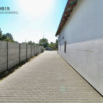 92020370_max-1