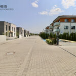 93475097_max-1