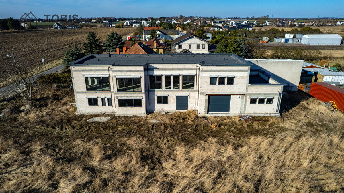 110345447_max