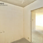 112053647_max-1