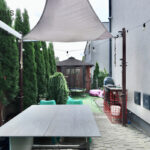114088004_max